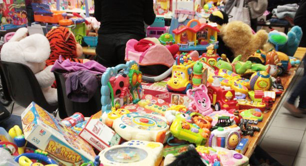 Comment organiser une bourse aux jouets en formule « dépôt-vente » ?
