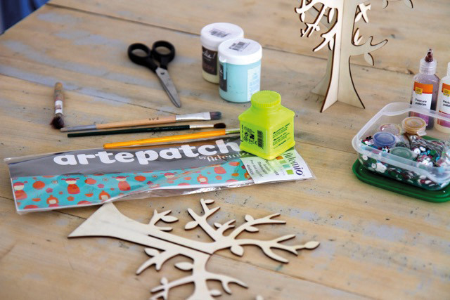 Customisez l’arbre à bijoux en bois ! [Tutoriel]