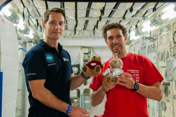 aventures comparées de thomas pesquet et tanguy de lamotte