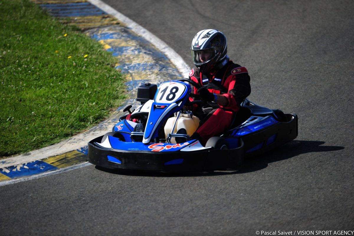 Participer aux 24h karting et aider une association humanitaire, le défi relevé par TEK72