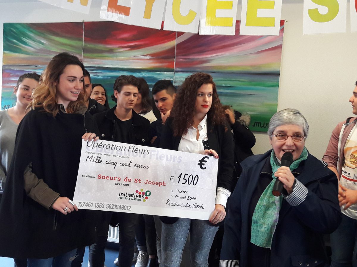 Vente de plants de fleurs au profit d’une asso humanitaire