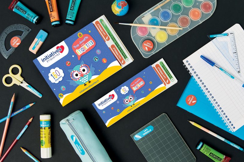 Carnets d’étiquettes scolaires personnalisées avec prénom sur fournitures et matériel scolaire